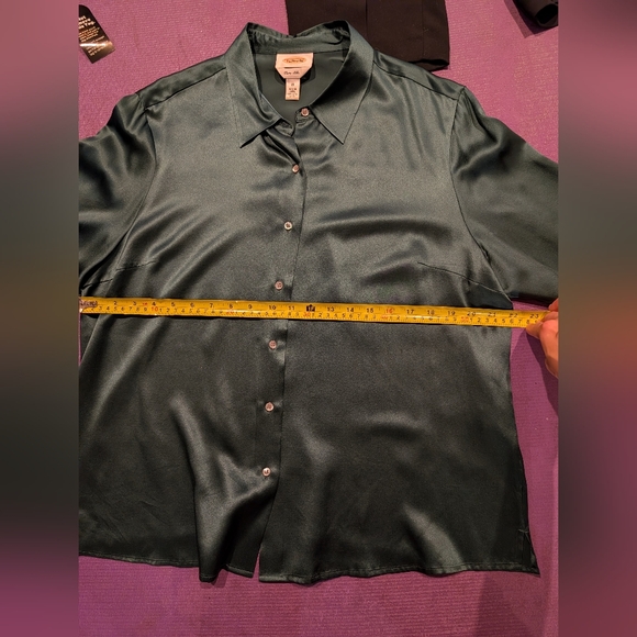 Talbots Deep Green Pure Silk Button-Down Shirt - Picture 10 of 10